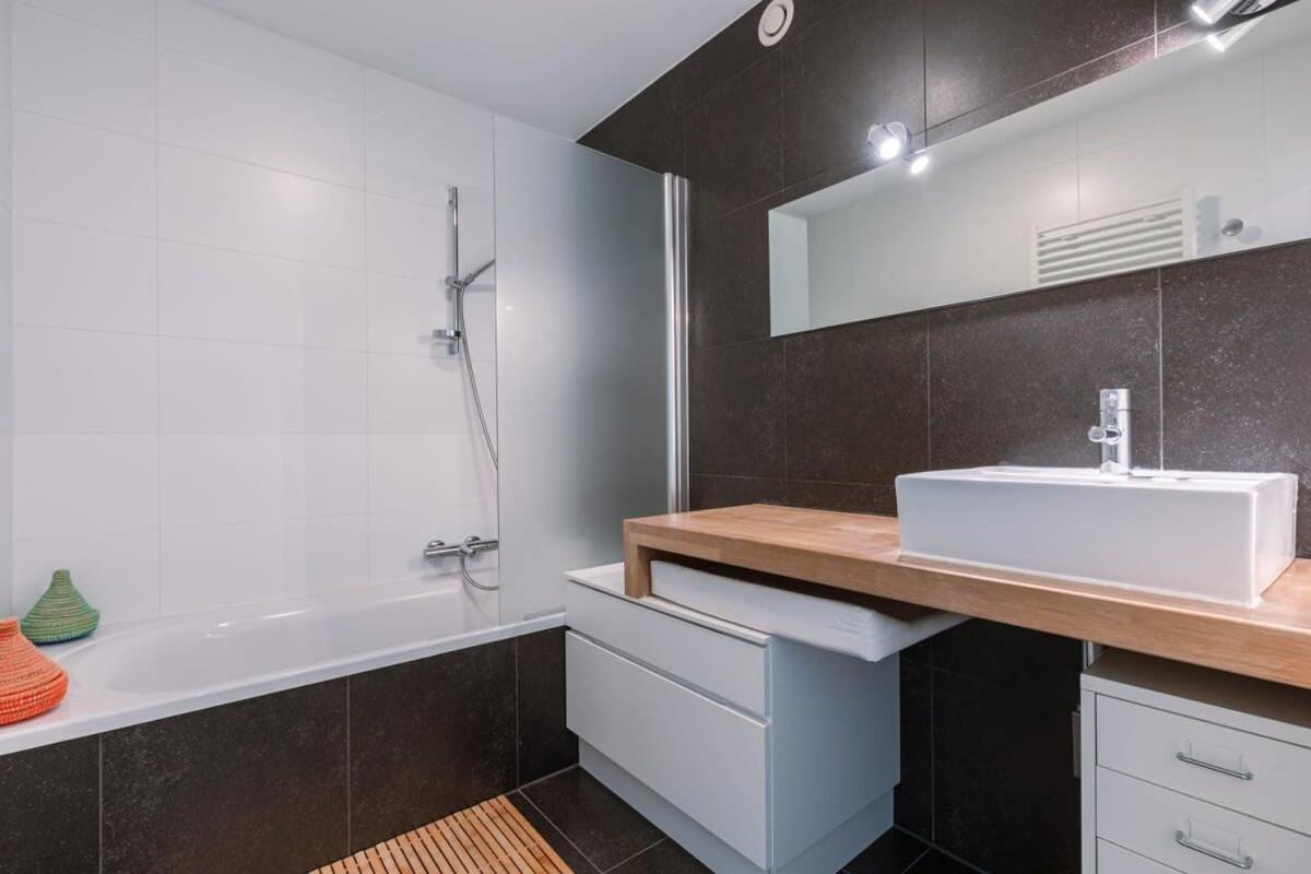 Bright Apartment Nearby The Beach In De Haan Εξωτερικό φωτογραφία